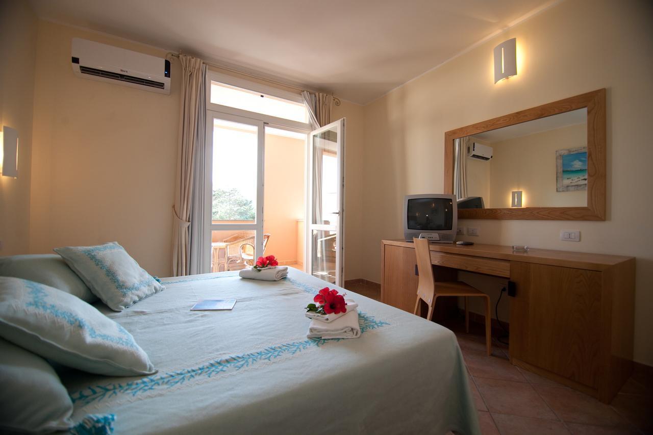 Club Esse Roccaruja Hotel Stintino Kültér fotó